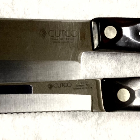 Cutco. Chef Knife #1728 (factory sharpened) & Slicer Knife # 1724 - Picture 2 of 3